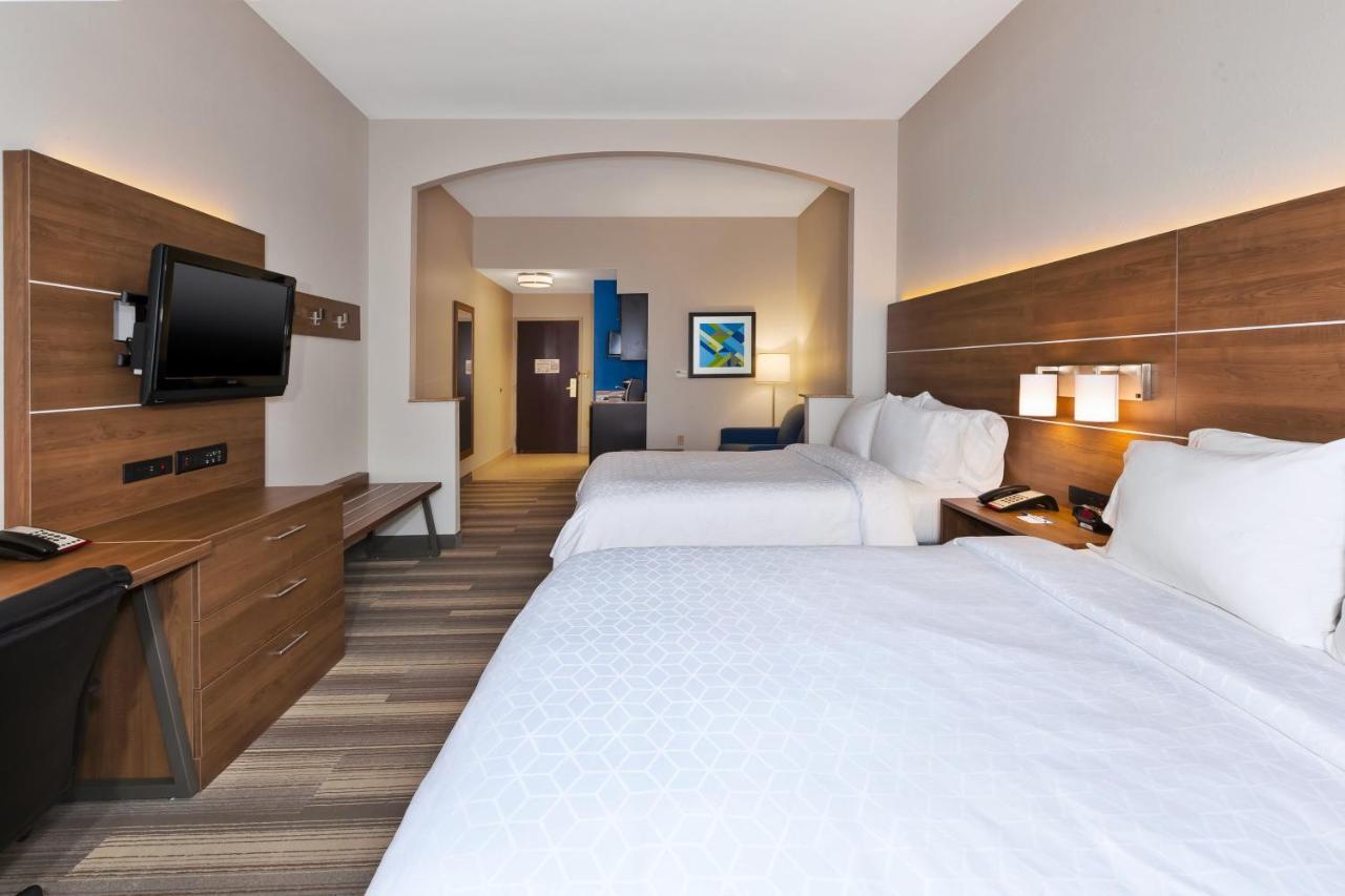 Holiday Inn Express Hotel & Suites Warminster-Horsham By Ihg Room photo