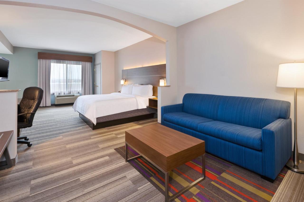 Holiday Inn Express Hotel & Suites Warminster-Horsham By Ihg Room photo